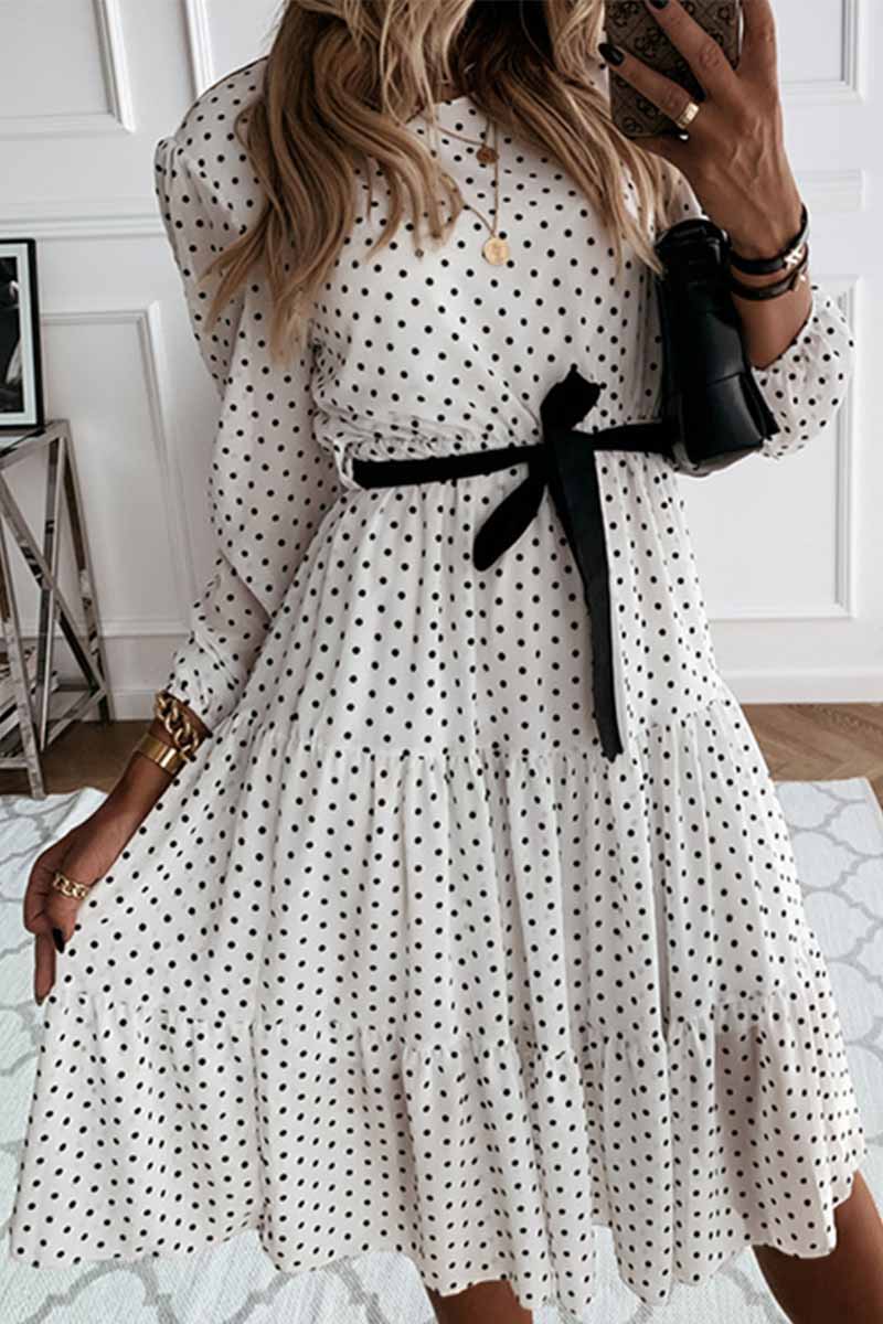 Robe Mi-longue Élégante Blanche à Pois Noirs