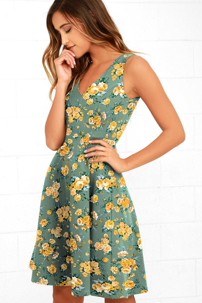 Robe Midi en Évasée Floral avec Col V Bleu