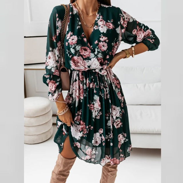 Mini Robe Plissée Manches Courtes Col en V Imprimé Floral